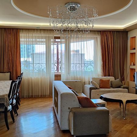 Luxury Apartment In The City Heart Erywań Zewnętrze zdjęcie