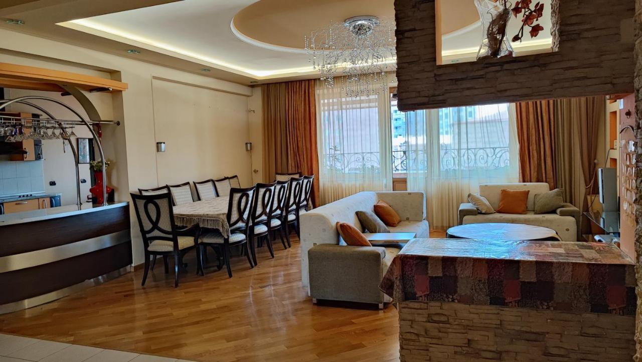 Luxury Apartment In The City Heart Erywań Zewnętrze zdjęcie