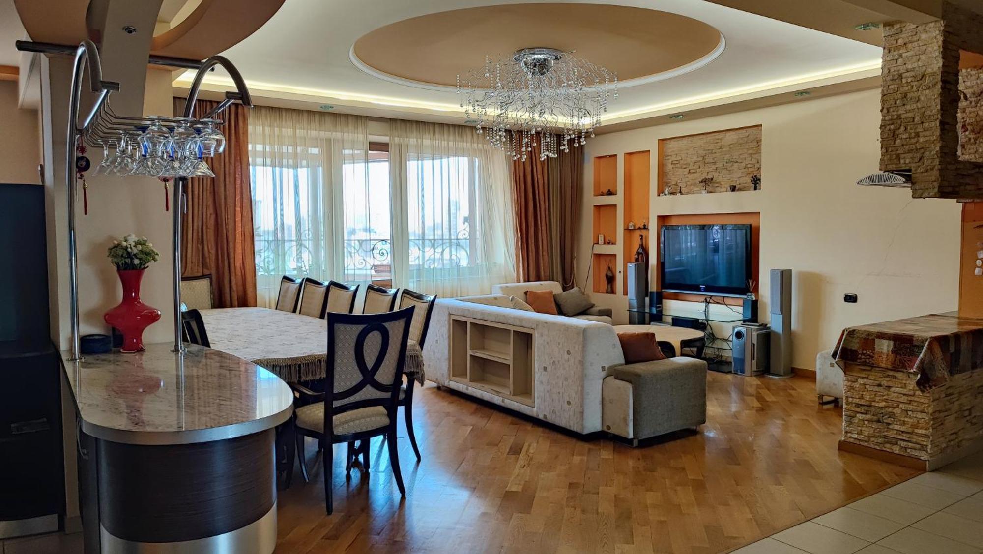 Luxury Apartment In The City Heart Erywań Zewnętrze zdjęcie